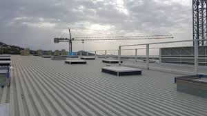 Quoi de mieux que de se prélasser dans son jardin, de profiter d'une terrasse toute équipée ou encore d'une piscine, pour des moments conviviaux. Toiture Terrasse Pour Leroy Merlin En Loule Portugal Ingenieria Y Construccion Del Perfil S A Ingenieria Y Construccion Del Perfil