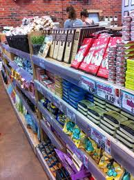 Customers At Trader Joe S Must Face A Wall Of Candy And Mints As They Wait To Pay For Groceries Trader Joe S Washington Dc Trader Joes Food Market Grocery