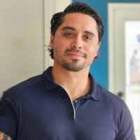 300+ "Aaron Sr" profiles