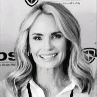 Leslie Vaughan's Instagram, Twitter & Facebook