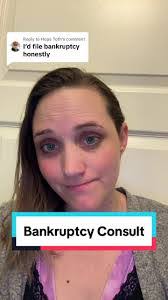 Hope Toth's Instagram, Twitter & Facebook