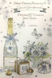 Buon anniversario di matrimonio amici miei, per me siete e resterete sempre la coppia più bella del mondo. Vyatr Pulover Greshnik Felice Anniversario Di Matrimonio Amazon Cremedelaclaire Com