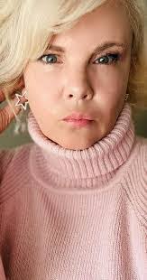 Sandra Kimball's Instagram, Twitter & Facebook