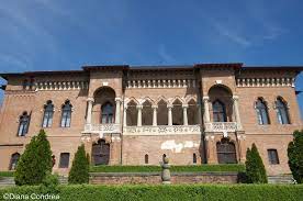 Mogosoaia palace lake cernica (341 hectares), situated fourteen kilometres from bucharest, is covered in reed beds to the south and has been declared a nature reserve. Mogosoaia Palace The Architectural Legacy Of A Great Prince