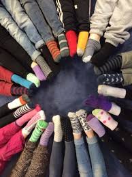 Rocka sockorna mer tid för att lära sig nya saker jag heter nathea och jag vill utmana alla skolor och alla arbetsplatser (och alla andra som vill)! Rocka Sockorna Equmeniakyrkan