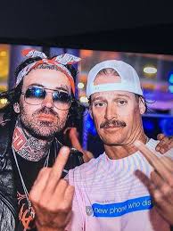 Looking Great And Sweet Kid Rock Picture Kid Rock Yelawolf