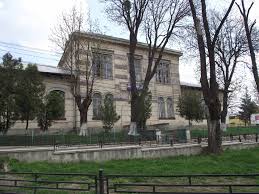 Elevii au prezentat acțiunile realizate de ei de parcursul ultimilor 2 ani, iar comisia de evaluare a apreciat efortul lor și a decis acordarea steagului verde pentru încă doi. Iasi Tatarasi District Mapio Net