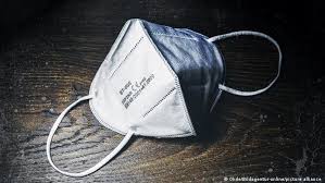 The ffp2 face mask is often used in the metal, mining industries and environments which involve airborne particles, aerosols, fog and smoke in the air. Coronavirus Mundschutz Ffp2 Maske Alltagsmaske Was Ist Da Der Unterschied Wissen Umwelt Dw 11 02 2021
