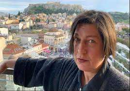 Τάσος χαλκιάς (σάκης), κωνσταντίνα μιχαήλ (λίλη), τρύφων καρατζάς (πατέρας λίλης), δημήτρης τσούτσης (νονός λίλης), ελένη μαυρομάτη (γραμματέας λίλης), χριστίνα βαρζοπούλου. Jwhufnfcquk Sm