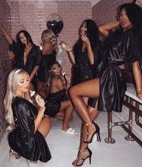 Ideas Slay Birthday Photoshoot With Friends Squad On Fiya 21st Birthday Photoshoot Birthday Photoshoot Birthday Party Outfits