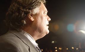 After turbulent day, Nichol rallies