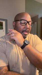 My first fragrance review! “Forbidden Temptation” #cologne #fragrance  #vivamor #smellgood @bowtiefragranceguy @bowtiefragranceguy @madamflotus  @dressed_in_lo @vivamorparfums @thetriplebway @trascents ...