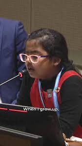 Laurie Randolph's Instagram, Twitter & Facebook