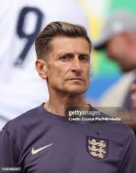 470 Steve Parish Crystal Palace Stock Photos, High-Res Pictures, and Images 