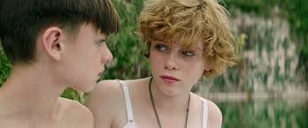 Making eye contact with Beverly Marsh : r/Sophia_Lillis