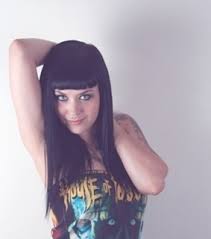 She was previously married to fellow christian musician gary chapman. Amy Lee Beautiful And Black Hair Image 114692 On Favim Com