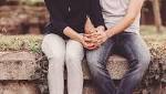  Holding Hands With a Partner Has a Remarkable Effect on Your Brain And Body