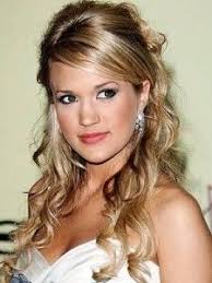 Te regalo estos cortes y peinados para cara redonda que seguramente te servirán para verte más delgada. Peinado Para Cara Cuadrada Wedding Hair Half Medium Hair Styles Medium Length Hair Styles
