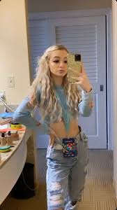 Tiktok star zoe laverne has revealed she is pregnant. Zoe Laverne Instagram Story In 2020 Laverne Zoe Celebs