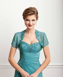 Thus, the preparation of the wedding is frequently. Short Hairstyles For The Mother Of The Bride Hairstyle Guides