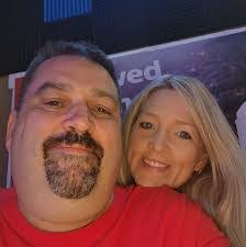 Mike Arbaugh's Instagram, Twitter & Facebook