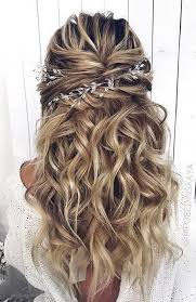And is great for a bohemian, beach or even a rustic themed wedding. 30 Chic Bridal Hairstyles For Your Special Day Wedding Hairstyles For Long Hair Bride Hairstyles Wedding Hair Down