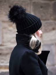 Black Beanie With Pom Pom Womens A Winter Hat That Will Keep You Warm And Stylish Le Fashion Fashion Style Winter Fashion
