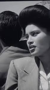 New Portrait by: Serious , #serioustheartist #seriousart #artwork  #portraitartist #portraitdrawing #pencildrawing #graphiteonpaper  #chicanoart #parachute #theelakesiders #fyp #instadaily