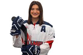 Nolan played minor hockey in winnipeg and. Hockey Comes Naturally For Bisons Recruit Aimee Patrick University Of Manitoba Athletics