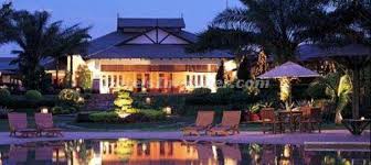 The resort features spacious accommodation with teak furniture, hardwood floor and private balconies overlooking gardens, pool or lake view. Cyberview Resort Spa