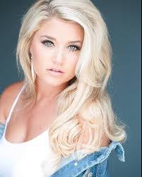 Mary Paige's Instagram, Twitter & Facebook