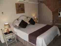 Sinoville Guest Houses Accommodation