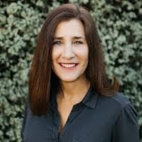 Monica Schillinger's Instagram, Twitter & Facebook