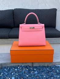 All hermès kelly handbags sold on our website fall under baghunter's guarantee, ensuring both quality and authenticity. How I Got My First Kelly 25 Sellier Bag Pursebop