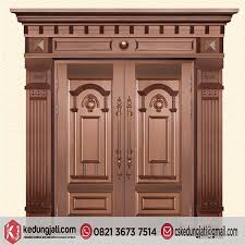 Desain Kusen Pintu Kupu Tarung Jati Klasik Konsep Pintu Rumah Utama Kayu Jati Terbaru Model Exterior House Doors Wooden Main Door Design Door Design Interior