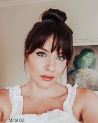 غرة شعرك على حسب شكل وجهك hair beauty hair beauty. ØºØ±Ø© Ø§Ù„Ø´Ø¹Ø± Ù…ÙˆØ¶Ø© Ø§Ù„Ù…ÙˆØ³Ù… Ùˆ ØªØªØ£Ù„Ù‚ Ø¨Ù‡Ø§ Ø§Ù„Ø¬Ù…ÙŠÙ„Ø§Øª