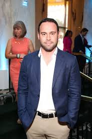 Scooter braun and ariana grande attend the 2014 mtv video music awards. Scooter Braun Tweets About Kindness Amid Taylor Swift Drama People Com