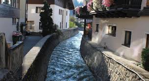 Georg in zell am see erwarten sie ein gemütliches, traditionelles ambiente mit österreichischen charme und familiärer gastlichkeit: Haus St Georg Urchen 18 Maria Alm Am Steinernen Meer