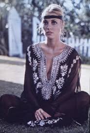 His first professional performance came in 2000 while he was still at school, at the royal horticultural society. Net Worth Of England Magician