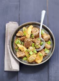 Tajine D Agneau Aux Feves Pommes De Terre Et Citron Confit Recette Tajine Agneau Tajine Recettes De Cuisine
