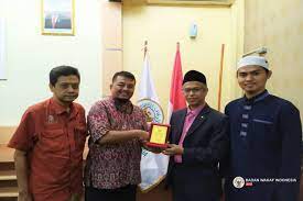 Majlis agama islam wilayah persekutuan, aras g,1,7,8,9,10,11,19,20,22, bangunan perkim no. Majlis Agama Islam Wilayah Persekutuan Maiwp Malaysia Kunjungi Badan Wakaf Indonesia Badan Wakaf Indonesia