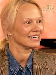 Pamela ANDERSON vyprovokovala svoju kolegyňu: Ďalšia slávna herečka bez  mejkapu! FOTO