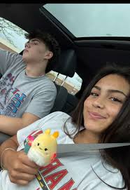 Gia (@giannamsantos)