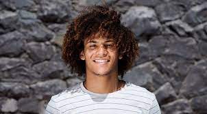 Many black men struggle with keeping their hair looking curly and neat. How To Get Curly Hair As A Black Man This Really Works That Sister