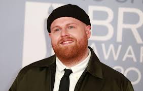 Tom Walker releases new single 'Wait For You'