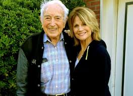 Ross brachte zwei töchter hervor. Markie Post Biography Wiki Net Worth Married Husband Kids Age Height Eceleb Gossip