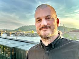 International crossfit sensation launches