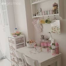 Penceresiz küçük mutfaklar i̇çin etkileyici dekorasyon önerileri. Kucuk Mutfaginizi Nasil Daha Kullanisli Hale Getirebilirsiniz Ev Gezmesi