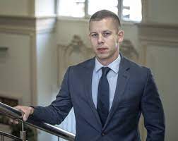 Férje magyar péter, a diákhitel központ vezérigazgatója. Ferjevel Egyszerre Emeltek Fel Orban Miskolci Ekszerdobozbol Indulo Uj Miniszteret G7 Gazdasagi Sztorik Erthetoen