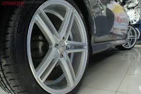 Sebelum mengganti ban mobil, ada baiknya kamu mengetahui terlebih dahulu mengenai ukuran ban mobil standar oem (original equipment manufacturer) mobil kamu. Pelek Mobil Punya 4 5 Dan 6 Baut Jangan Bingung Kalau Jaraknya Beda Beda Gridoto Com